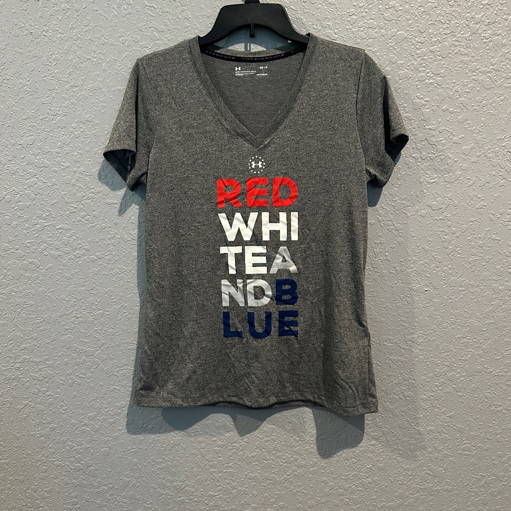 Under Armour T Shirt - Size M